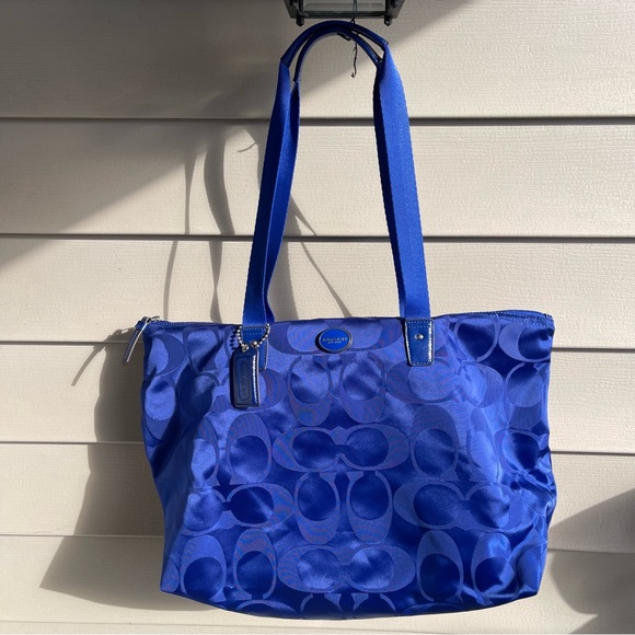 Coach Handbags - COACH Signature Getaway Weekender Tote Bag Blue  Detachable Toiletry Bag Y2K